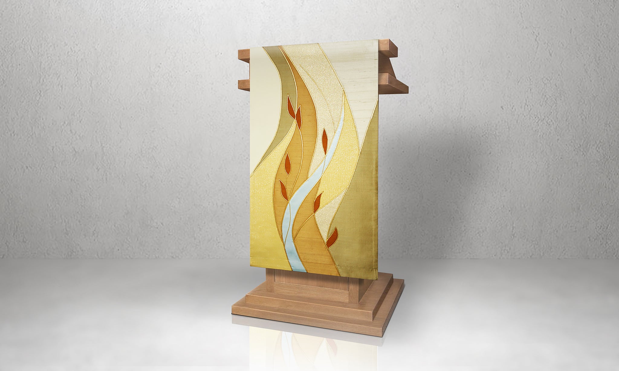 Foliage Lectern Hanging in Gold