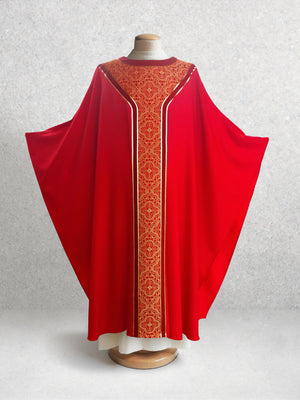 601 Classic Yoke Chasuble in Red