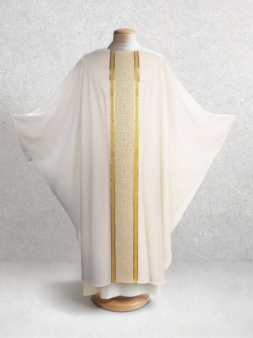 601 Classic Chasuble <br> in White