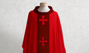 376 Crucifixion Chasuble in Red