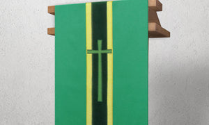 378 True Cross Lectern Hanging in Green