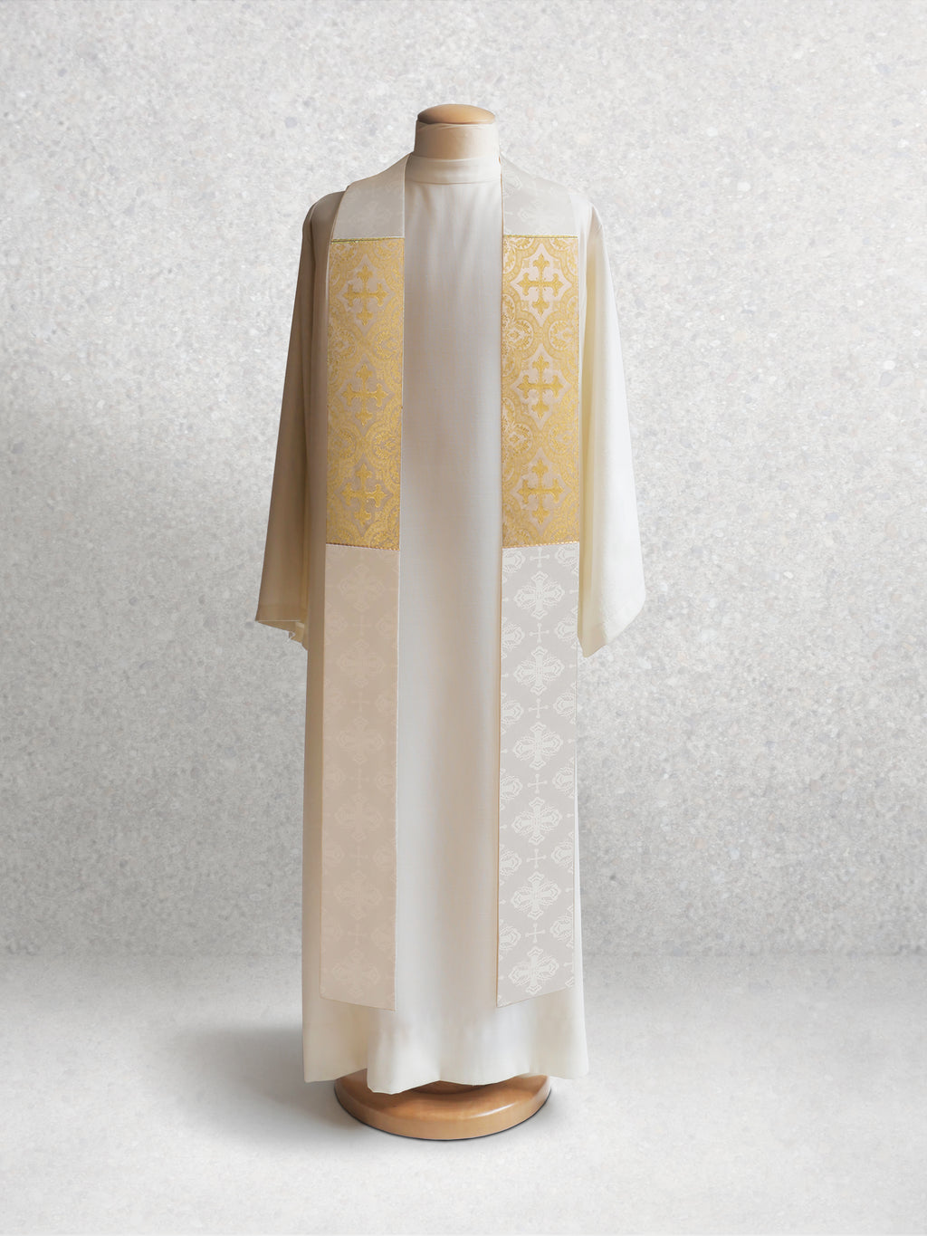 Classic Francis <br> Stole <br> in Lucia White