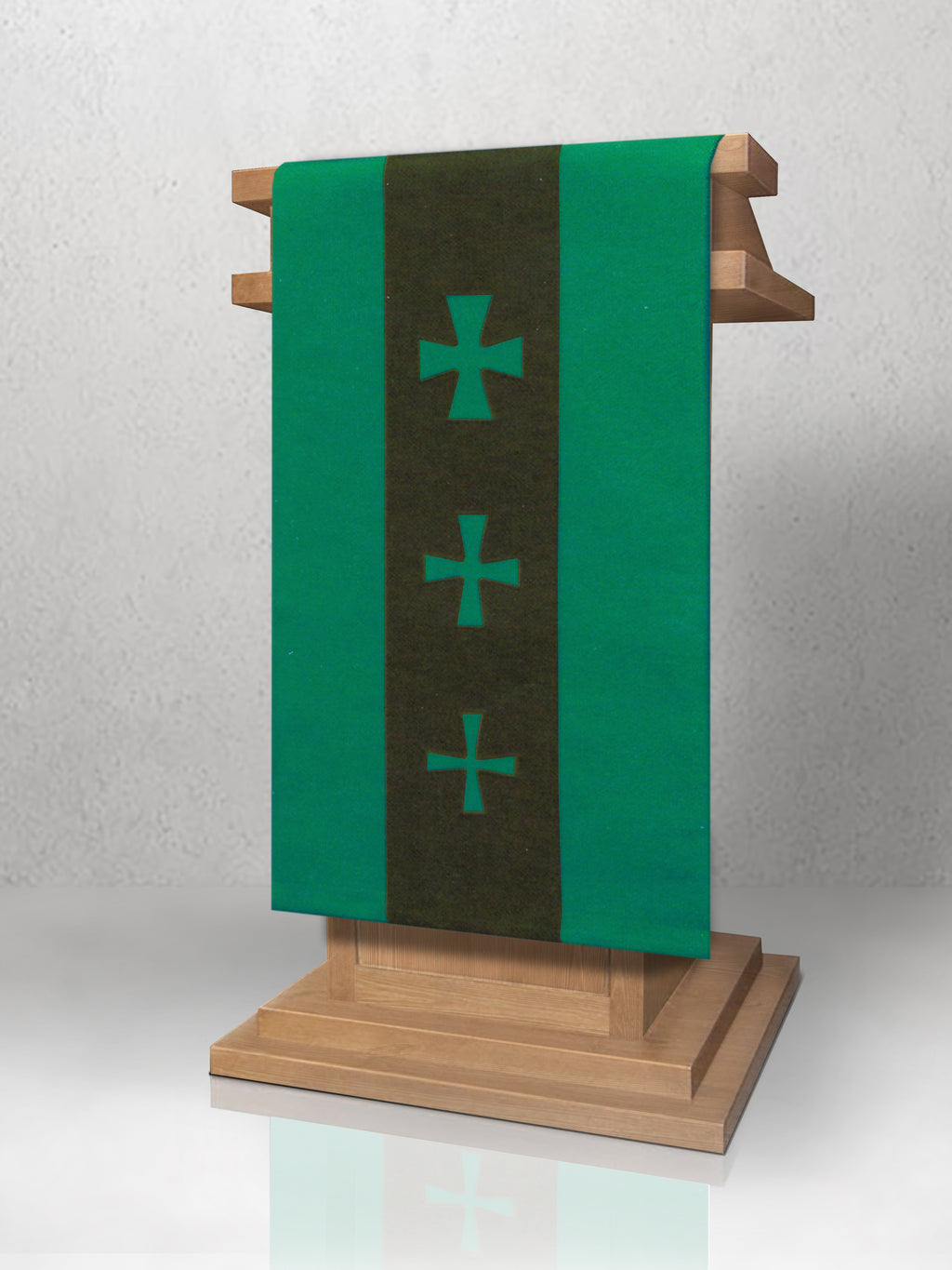 376 Crucifixion Lectern Hanging in Green
